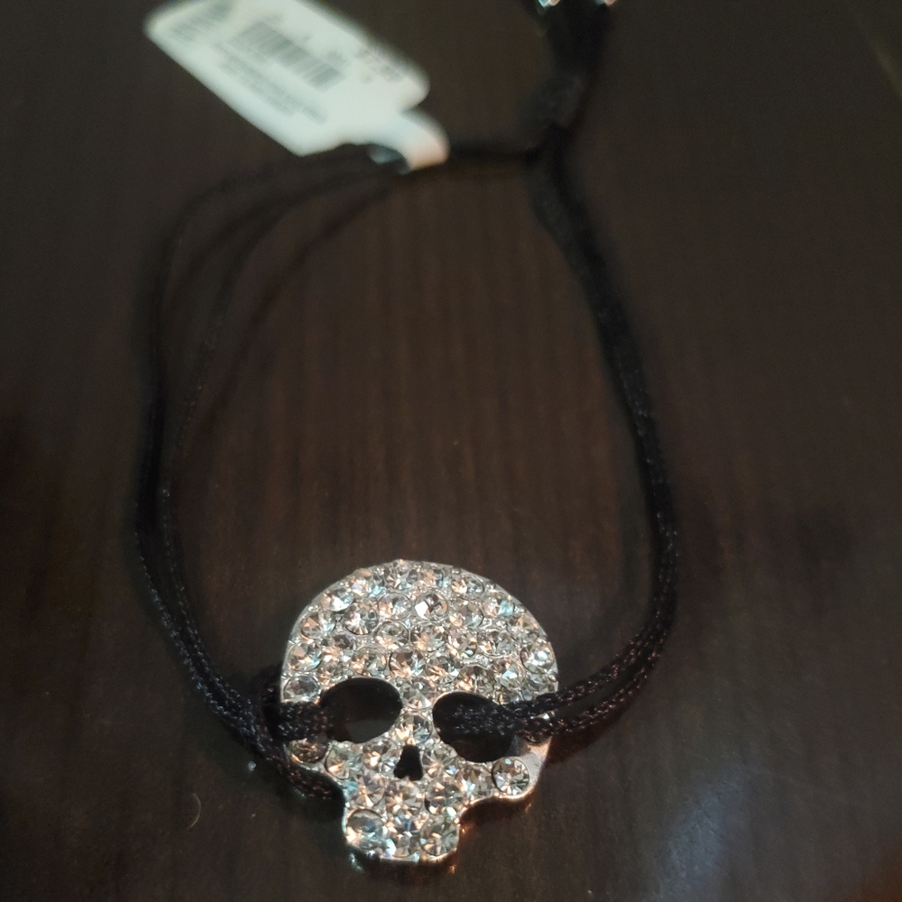 Skull bracelet